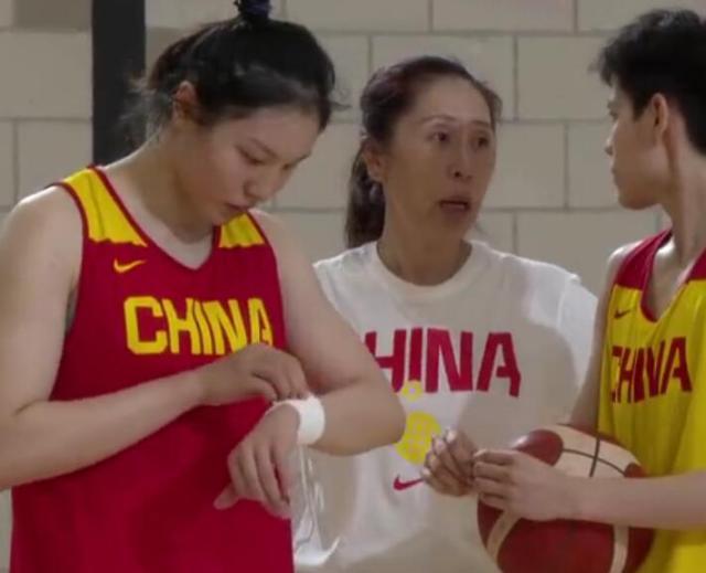 九游体育下载-中国女篮备战塞尔维亚！王思雨：小组赛没有退路了